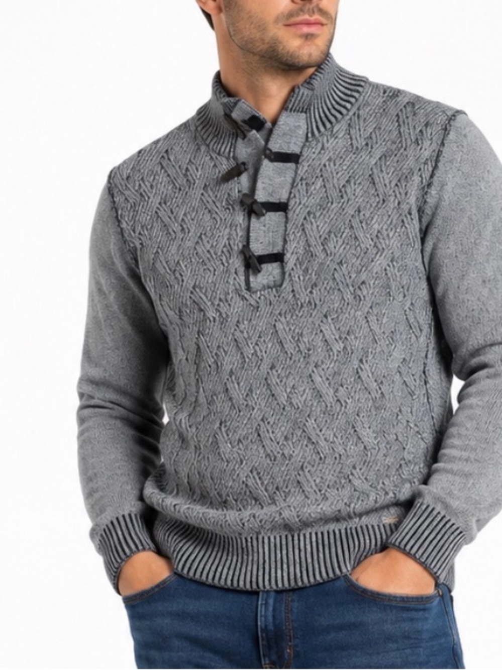 Women's Gray Cable Knit Pullover Sweater with Toggle Collar